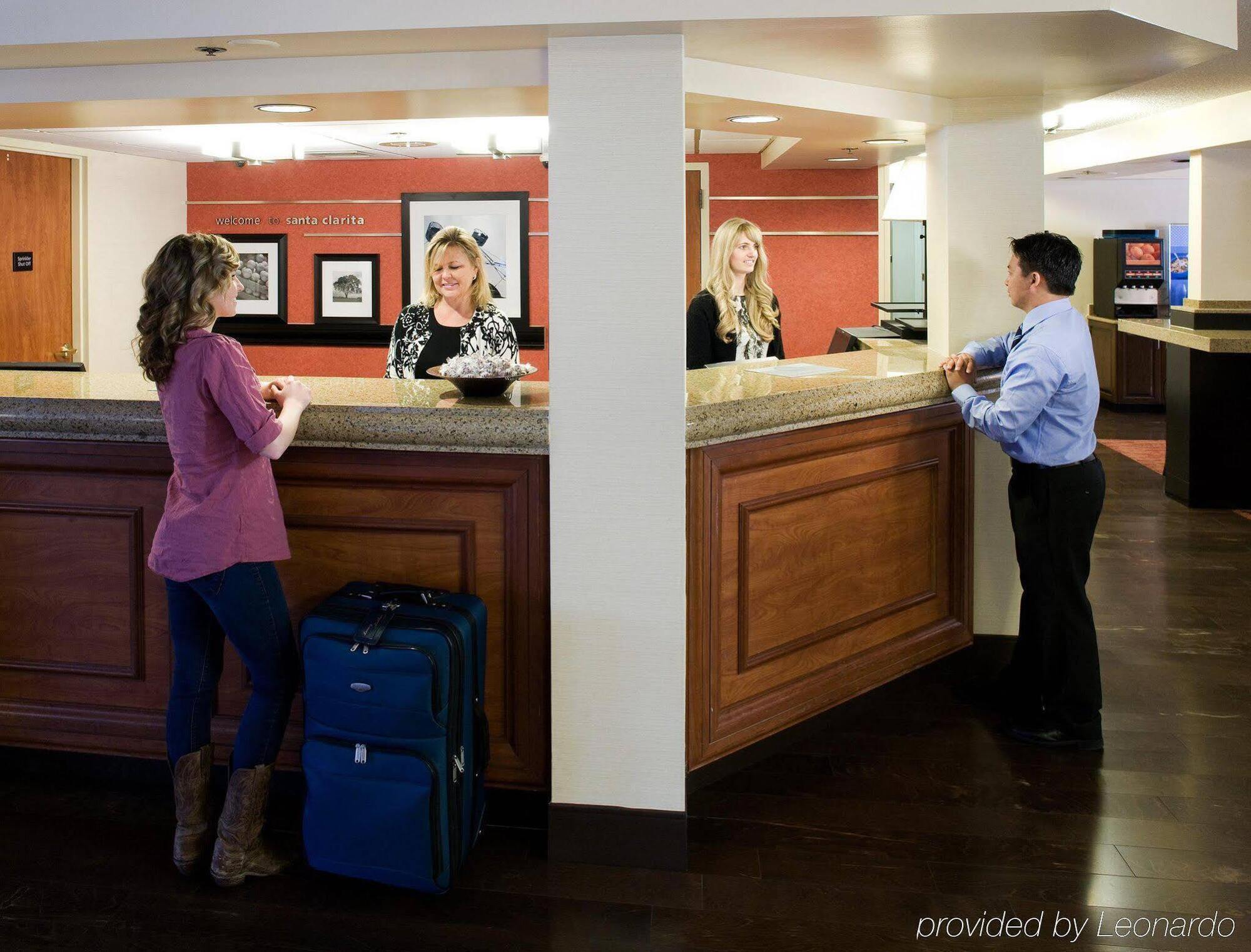 Hampton Inn Los Angeles Санта-Кларита Экстерьер фото