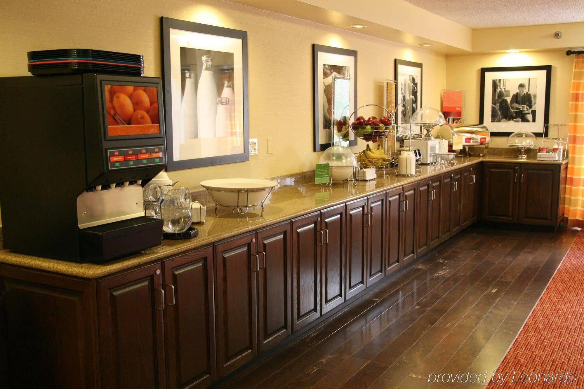Hampton Inn Los Angeles Санта-Кларита Экстерьер фото