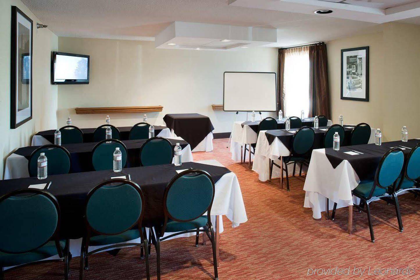 Hampton Inn Los Angeles Санта-Кларита Экстерьер фото