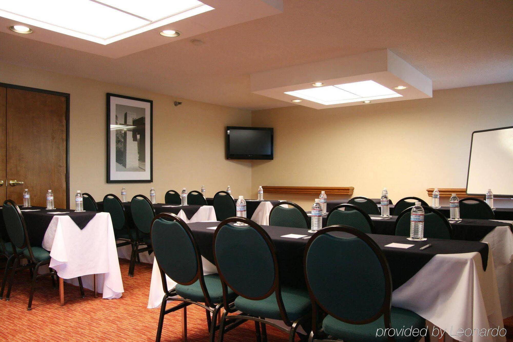 Hampton Inn Los Angeles Санта-Кларита Экстерьер фото