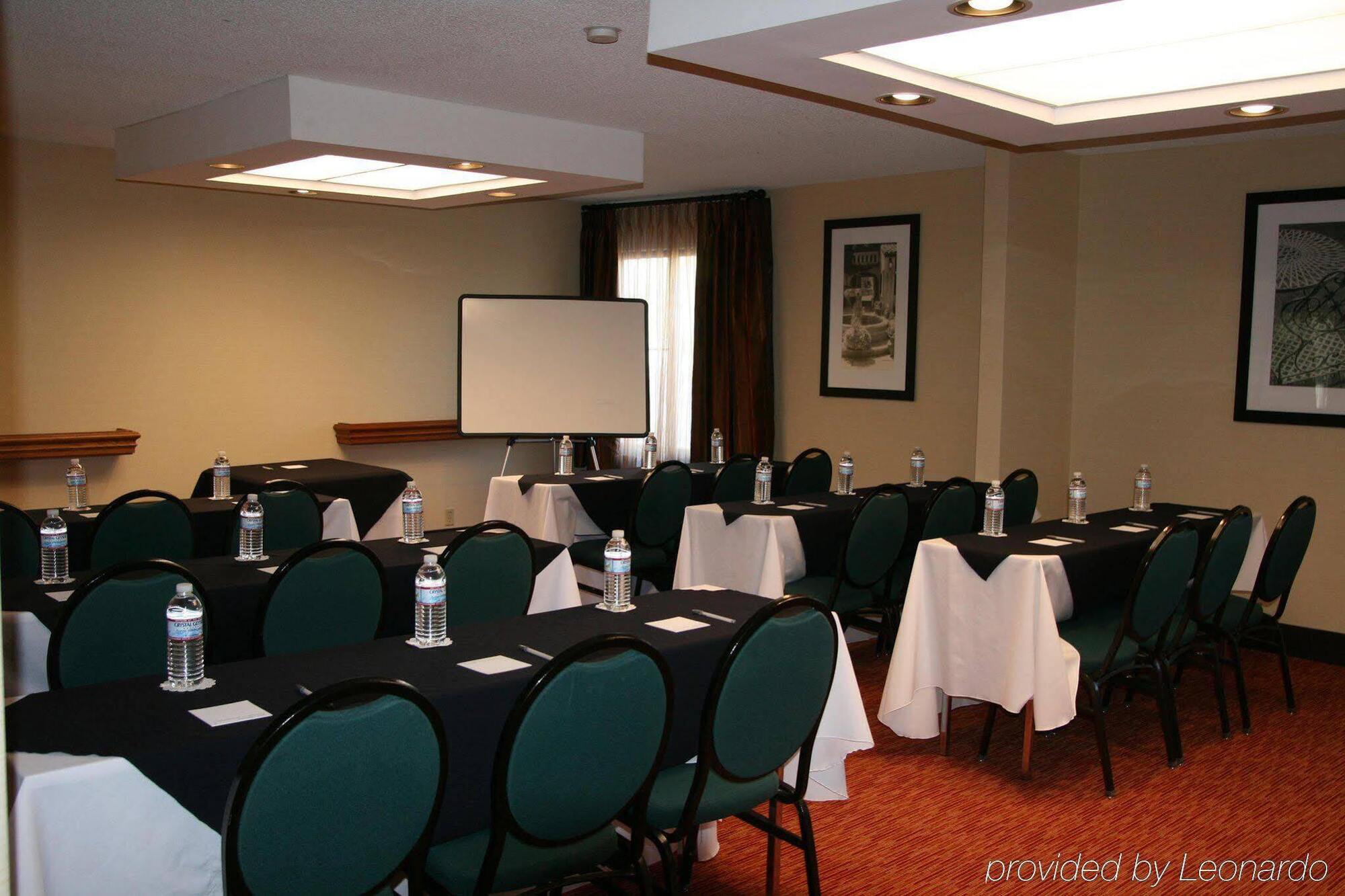 Hampton Inn Los Angeles Санта-Кларита Экстерьер фото