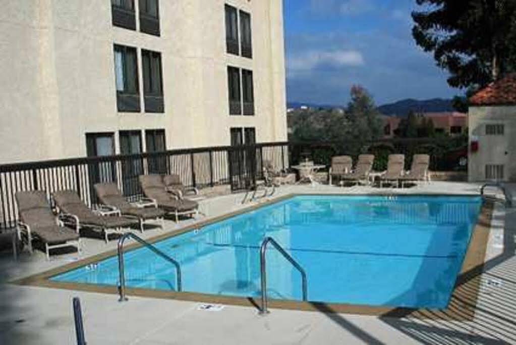 Hampton Inn Los Angeles Санта-Кларита Экстерьер фото